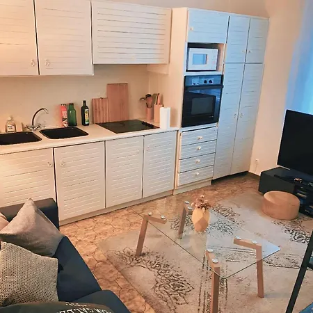 Apartment Fontaine Paris